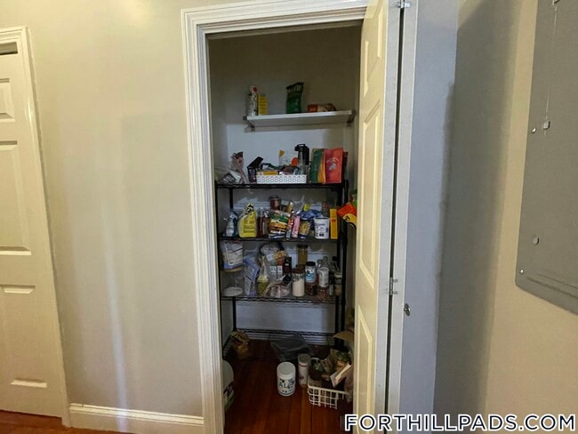 4 Rockledge St, Unit 1 in Boston, MA - Building Photo - Building Photo