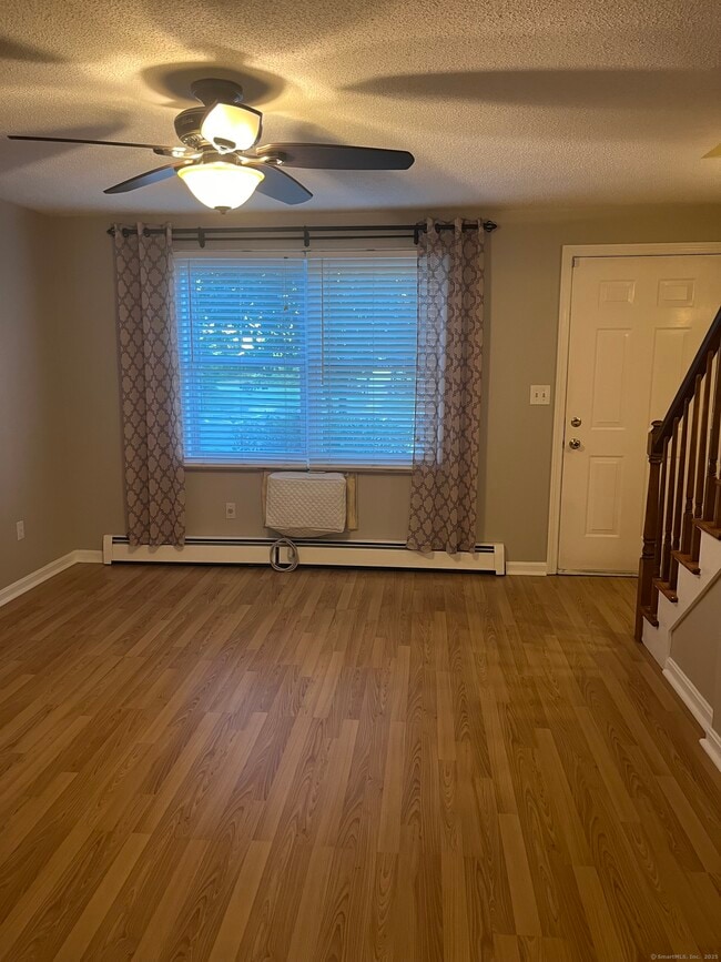 67 Brentwood Dr in Wallingford, CT - Building Photo - Building Photo