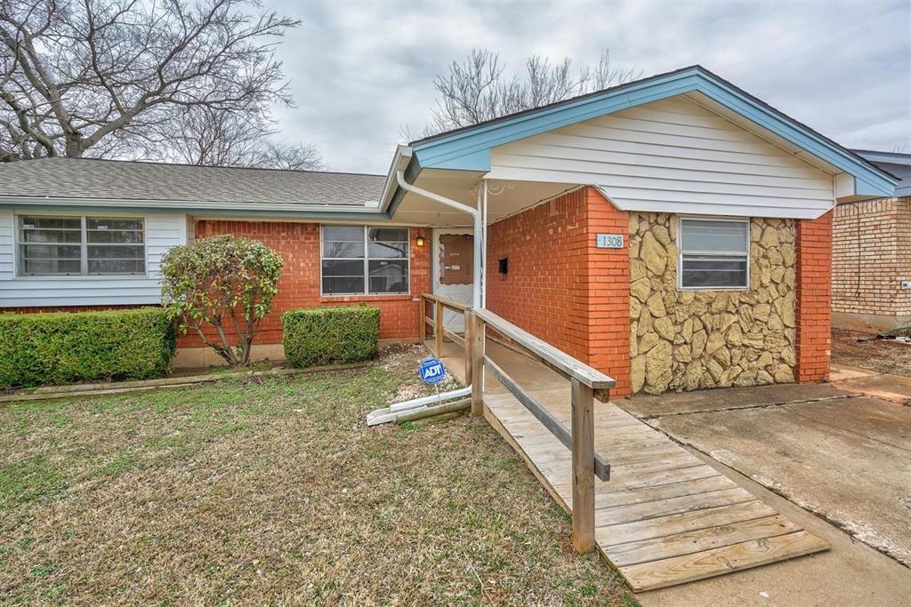 1308 NE 25th St in Oklahoma City, OK - Building Photo