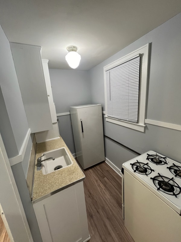 318 W 2nd St in Wayne, NE - Foto de edificio - Building Photo