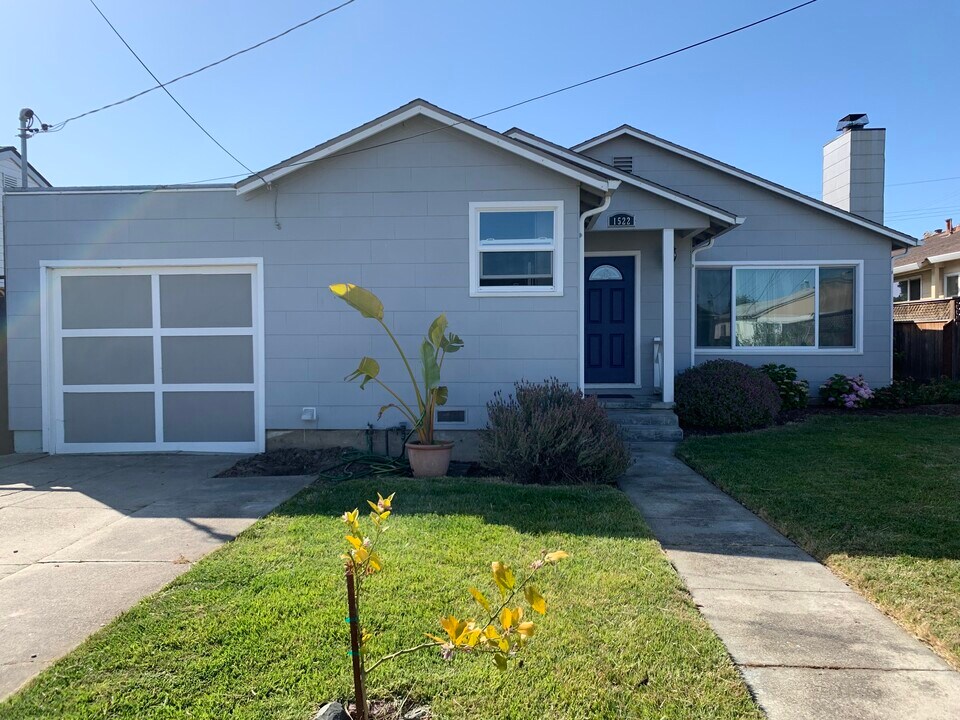 1522 2nd Ave in San Mateo, CA - Building Photo
