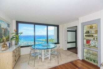 1650 Ala Moana Blvd in Honolulu, HI - Building Photo - Building Photo