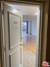 10433 Wilshire Blvd-Unit -202 in Los Angeles, CA - Building Photo - Building Photo
