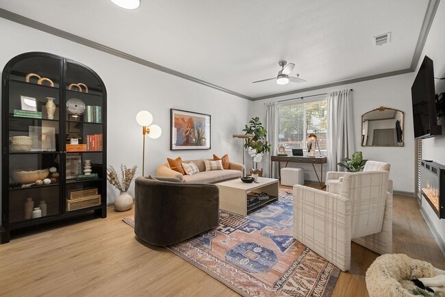 Lorian in Denver, CO - Foto de edificio - Building Photo