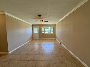 1323 Violet Ave in Bossier City, LA - Building Photo - Building Photo