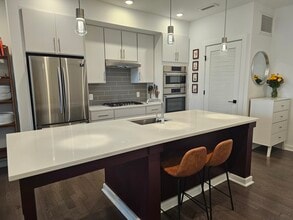 300 8th St NE in Washington, DC - Building Photo - Building Photo