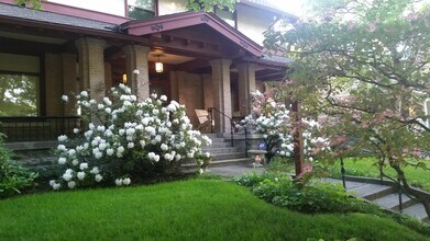 1405 W 9th Ave, Unit Furnished Unit C in Spokane, WA - Building Photo - Building Photo