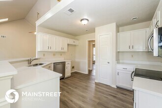 7325 English Cove in Memphis, TN - Building Photo - Building Photo