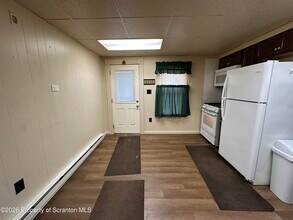 546 Main St in Dickson City, PA - Building Photo - Building Photo