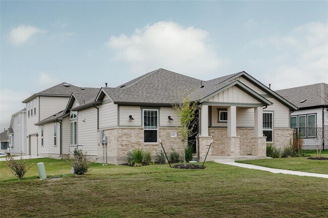 8512 Dongan Dr in Austin, TX - Building Photo - Building Photo