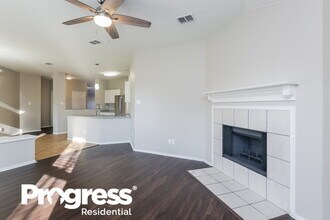 1016 Winding Creek Dr in Cedar Hill, TX - Building Photo - Building Photo