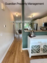 221 1st Ave NE in Minneapolis, MN - Building Photo - Building Photo