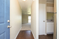 Banyan Bay Apartment Homes in Dickinson, TX - Building Photo - Building Photo