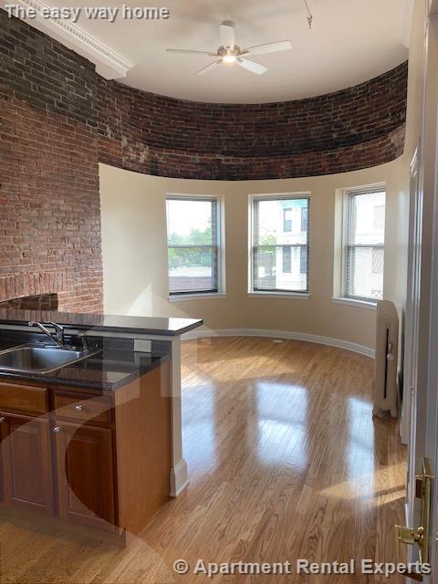 888 Massachusetts Ave in Cambridge, MA - Building Photo - Building Photo