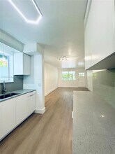 10824 NE 3rd Ct in Miami, FL - Building Photo - Building Photo