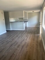 936 N Washington Pl in Long Beach, CA - Building Photo