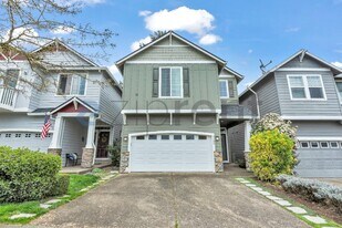 3785 Wild Rose Loop in West Linn, OR - Building Photo