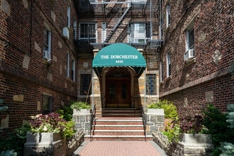 The Dorchester in Bronx, NY - Building Photo - Building Photo