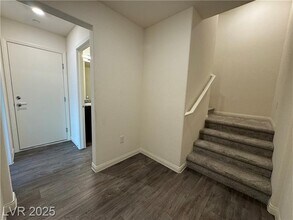 6965 Crimson Shadow St in North Las Vegas, NV - Building Photo - Building Photo