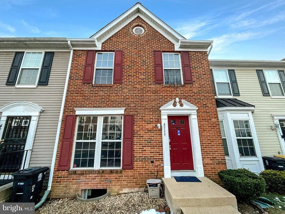 4719 Rollingdale Way in Capitol Heights, MD - Building Photo