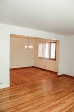 2626 73rd Ave in Elmwood Park, IL - Building Photo - Building Photo