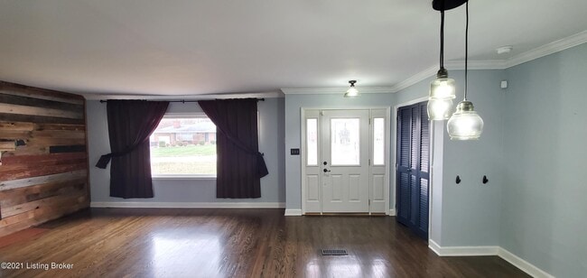 property at 3013 Wellbrooke Rd