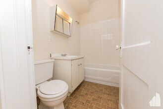 3517 N Racine Ave in Chicago, IL - Foto de edificio - Building Photo