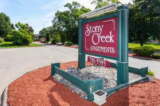 Stony on Van Dyke in Washington, MI - Building Photo - Building Photo