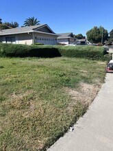 2902 Litchfield Dr in Stockton, CA - Building Photo - Building Photo