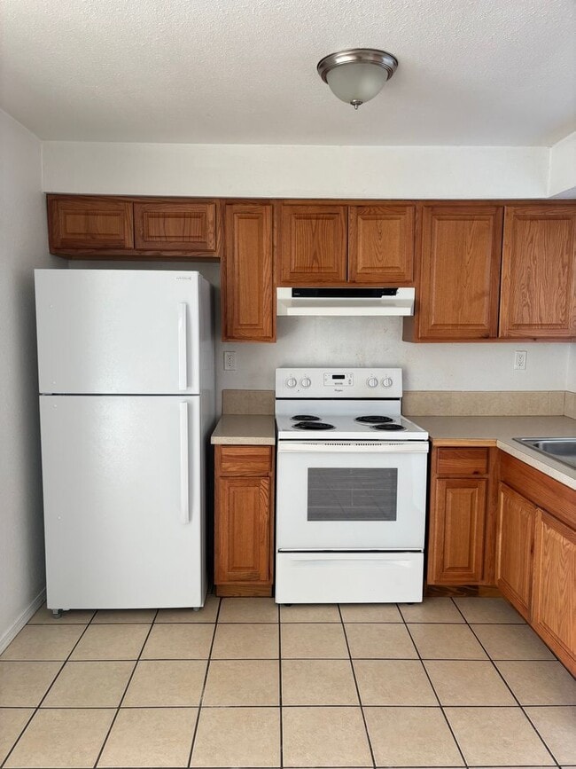 702-704 Wilson Ln in Boardman, OR - Building Photo - Building Photo