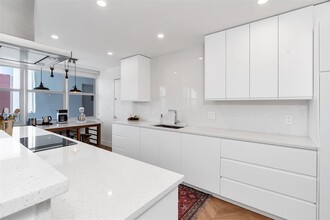 1390 S Ocean Blvd, Unit 6B in Pompano Beach, FL - Building Photo - Building Photo