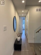 188 McRoberts Ave in Toronto, ON - Building Photo - Building Photo