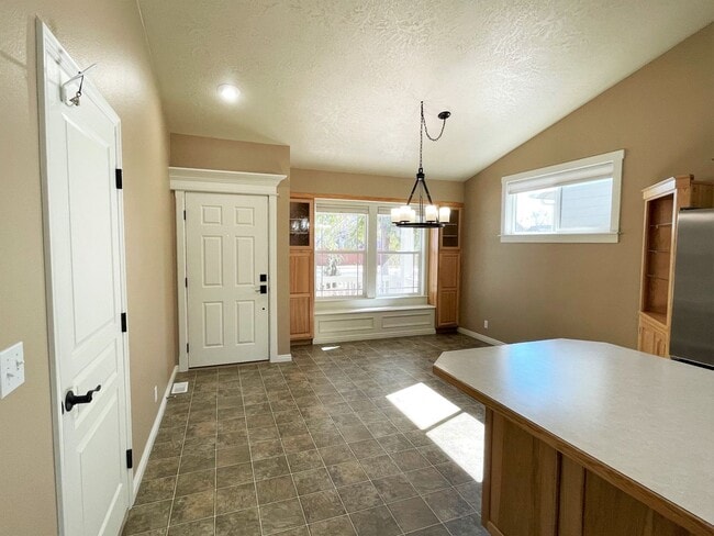 715 S Trunnel Ave in Meridian, ID - Building Photo - Building Photo