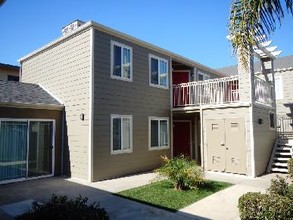 Dubuque Apartments in Oceanside, CA - Building Photo - Building Photo