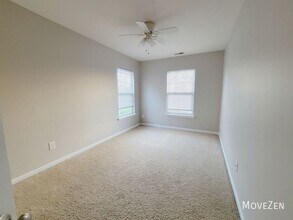 11721 Coppergate Dr in Raleigh, NC - Foto de edificio - Building Photo