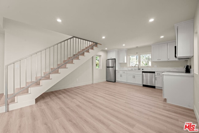 property at 1509 Edris Dr