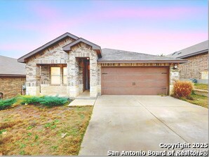13051 Louberg in San Antonio, TX - Building Photo