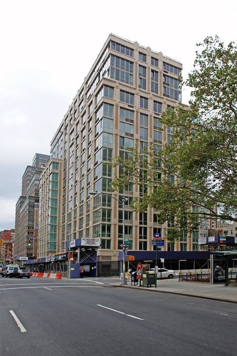 1510 Lexington Avenue @ Carnegie Hill Place in New York, NY - Building Photo