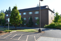 George Fox University - Le Shana Hall in Newberg, OR - Building Photo - Building Photo