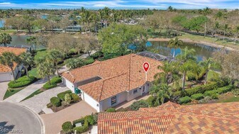 5065 Ventura Ct in Naples, FL - Building Photo