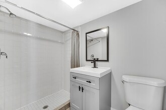 1817 N Honore St in Chicago, IL - Building Photo - Building Photo