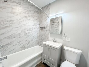3321 N Karlov Ave in Chicago, IL - Building Photo - Building Photo