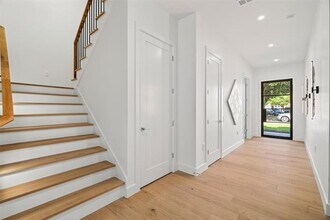 7619 Robin Rd in Dallas, TX - Building Photo - Building Photo