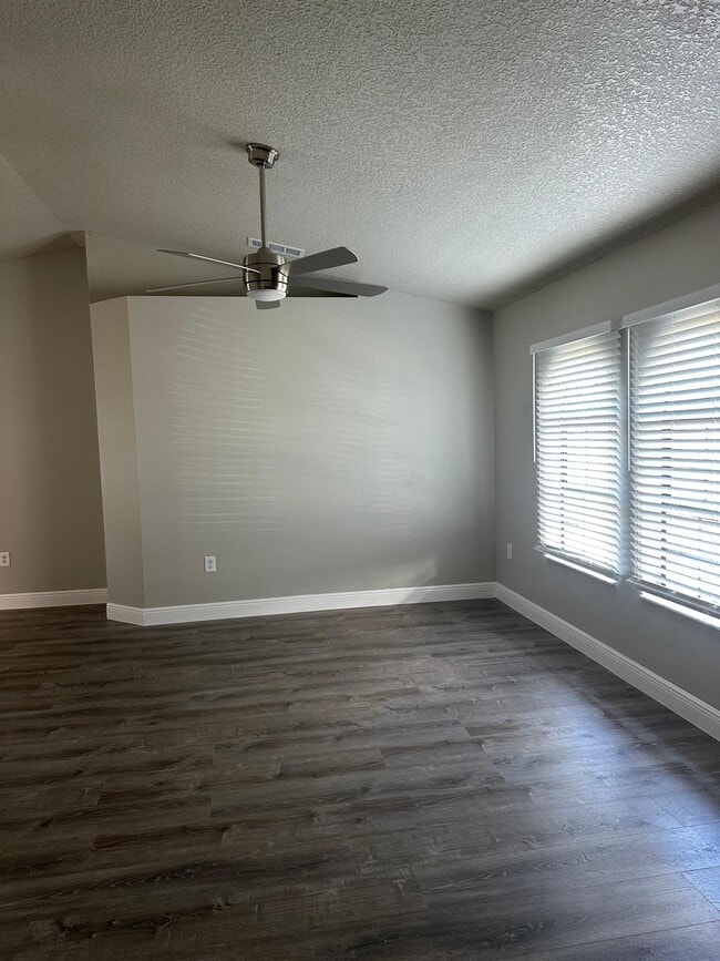 790 Gillen Ave NW in Palm Bay, FL - Building Photo - Building Photo