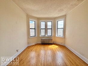 1540 N Kedzie Ave, Unit 1 in Chicago, IL - Foto de edificio - Building Photo
