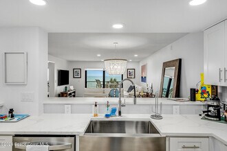 1465 Jimmy Buffett Mem Hwy in Satellite Beach, FL - Building Photo - Building Photo