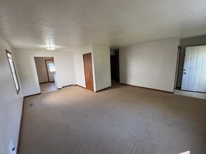 418 S Silverwood Ln, Unit 418 A in Goshen, IN - Building Photo - Building Photo