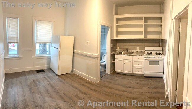 150 Fifth St Unit #1 in Cambridge, MA - Foto de edificio - Building Photo