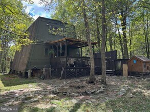197 Timber Hill Rd in Henryville, PA - Building Photo - Building Photo
