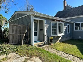 59 High St in Groton, CT - Building Photo